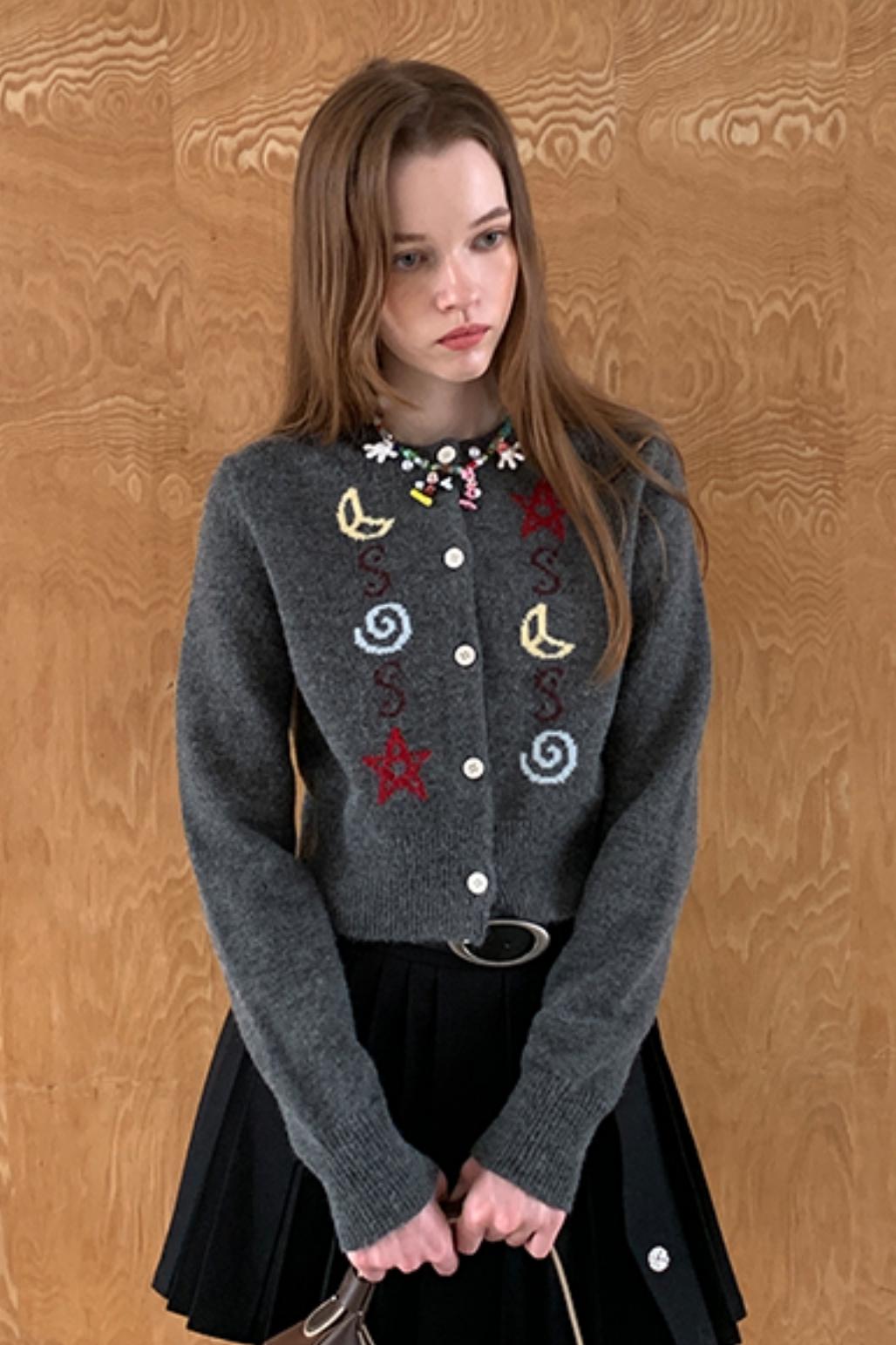 DIDDI MODA Stern und Mond Muster Strickjacke weich klebrig hautfreundlich Kontrast Design Atmosphäre Herbst und Winter Jacke Frauen