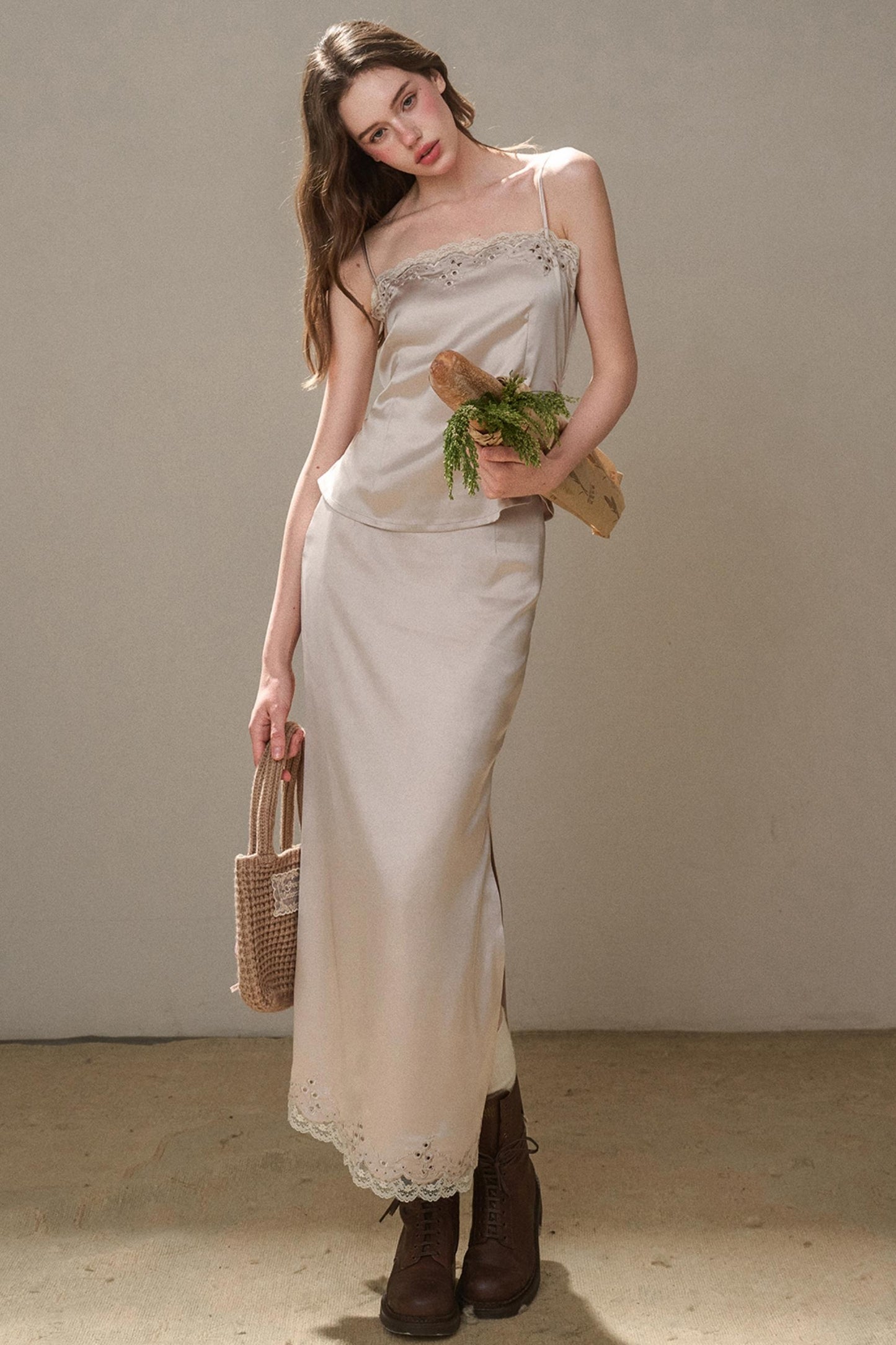 Comfortable Embroidery Top & Skirt Set-Up