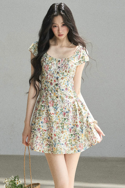 Youthful Floral Puffy Dress