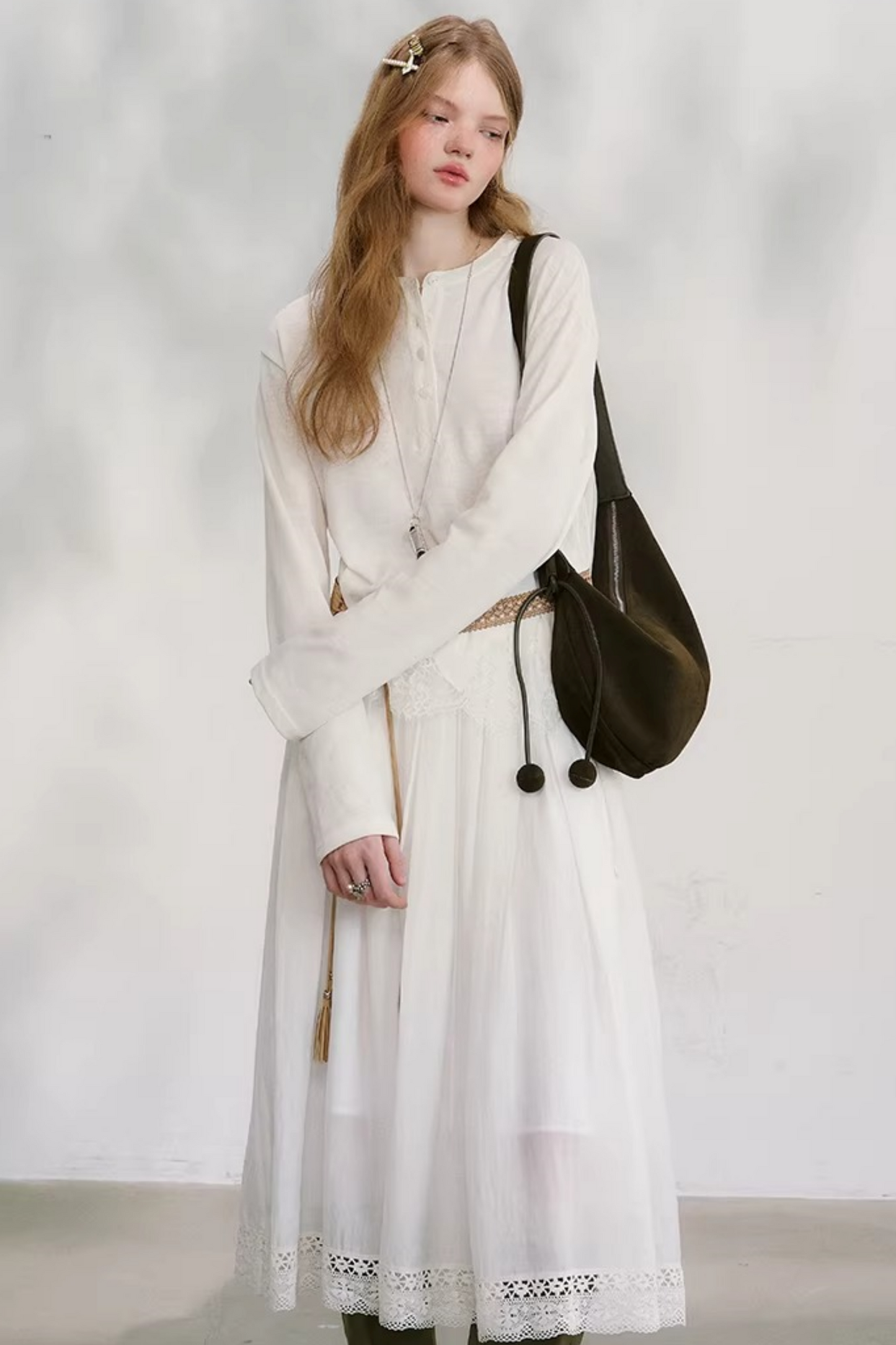 Swaying Silhouette Lace Top