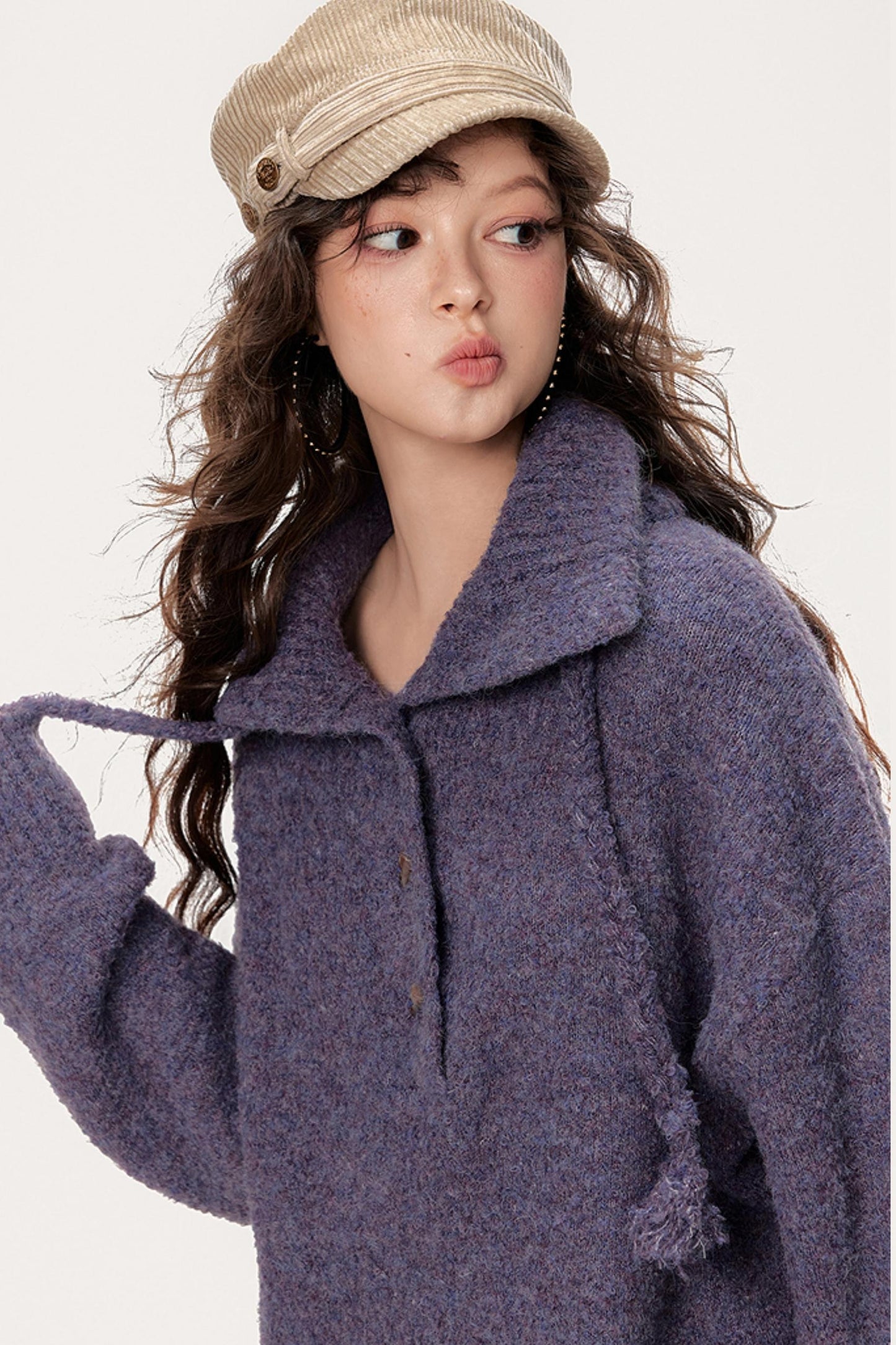 Gentle Feeling Horn Top