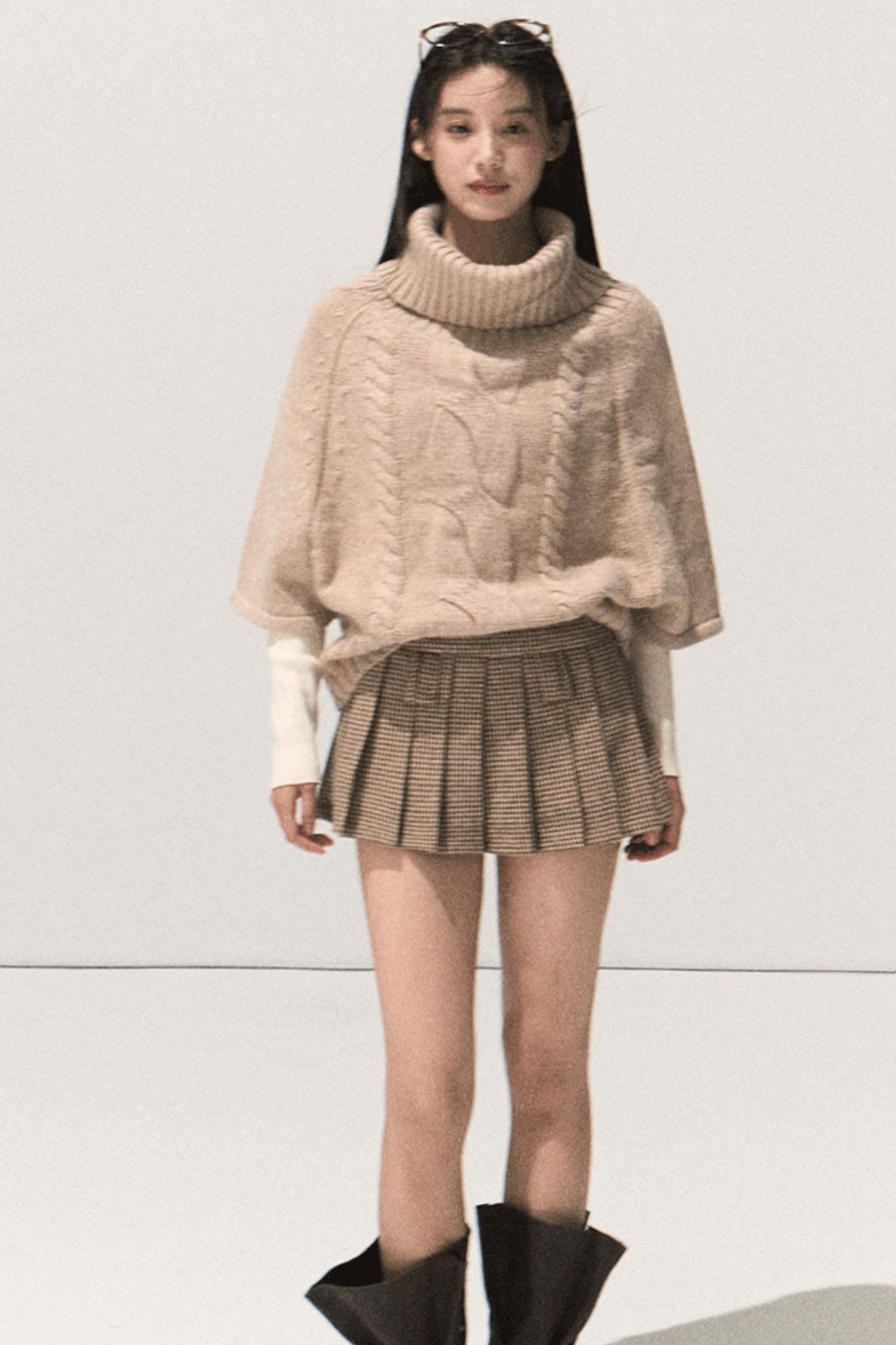 Throbbing Campus Lovers Woolen Skirt