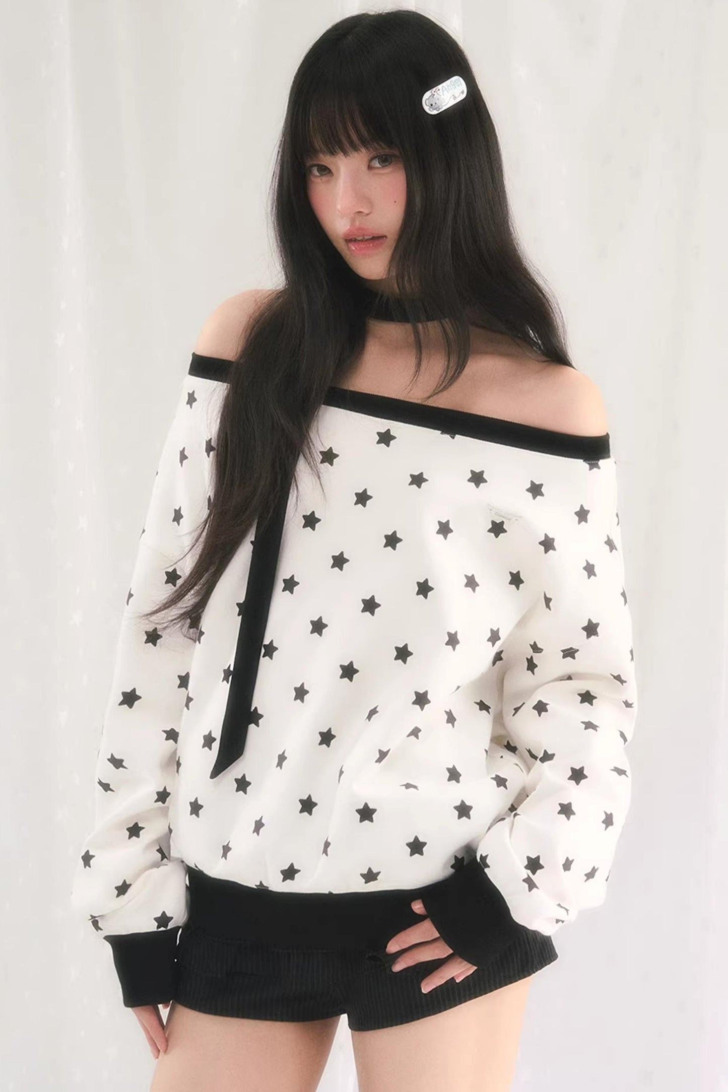 Star Print One-Shoulder Sweatshirt