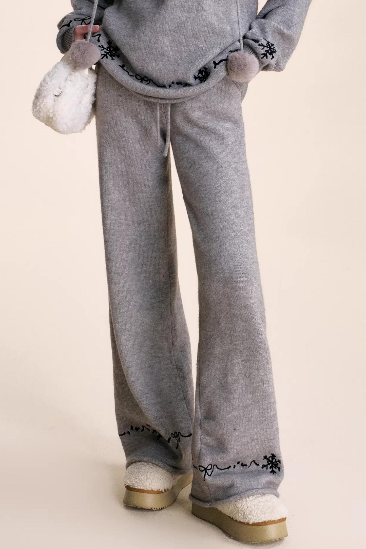 Snowflake Embroidered Knit Set-Up