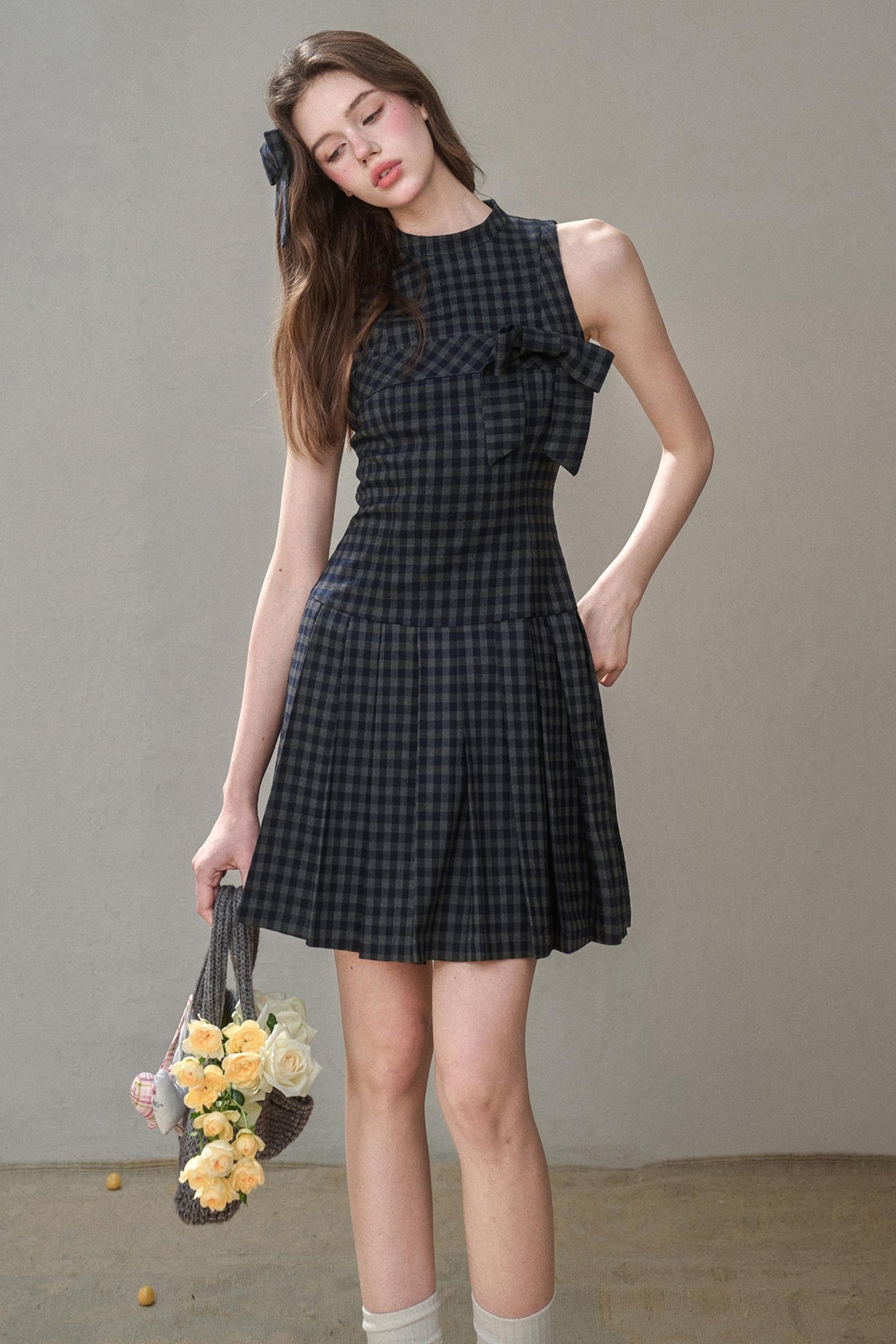 Elegant Bow Halterneck Check Pleated Dress