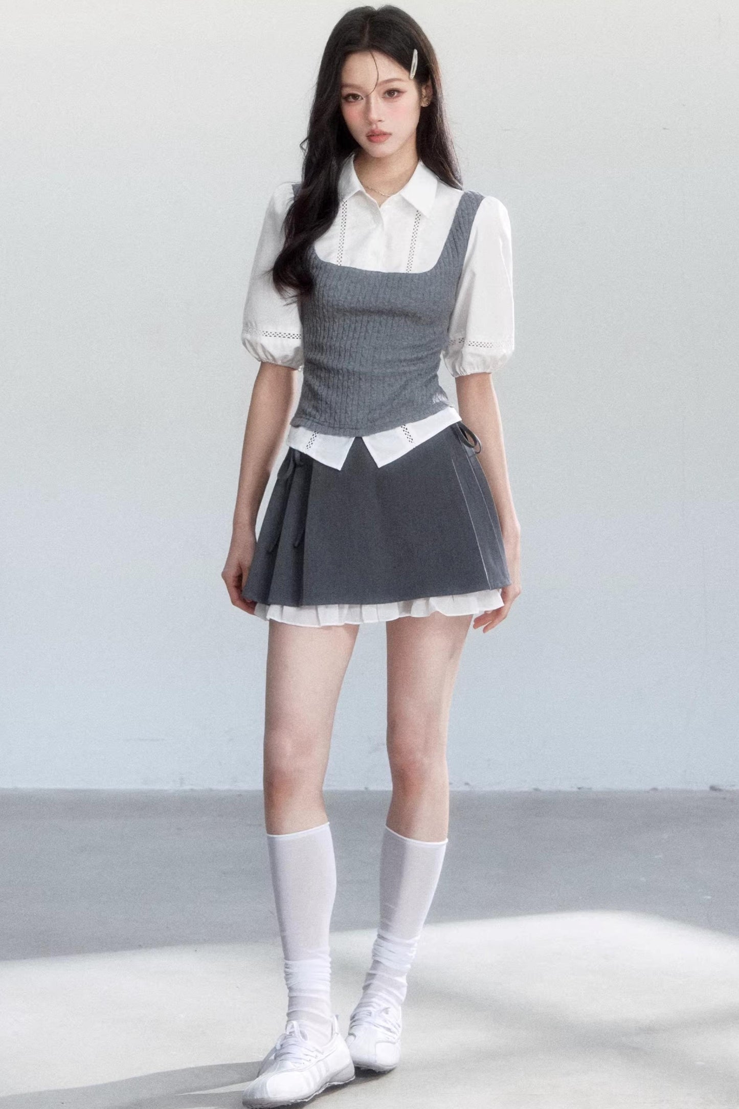 Conjunto de camisa de manga abullonada con bloques de color