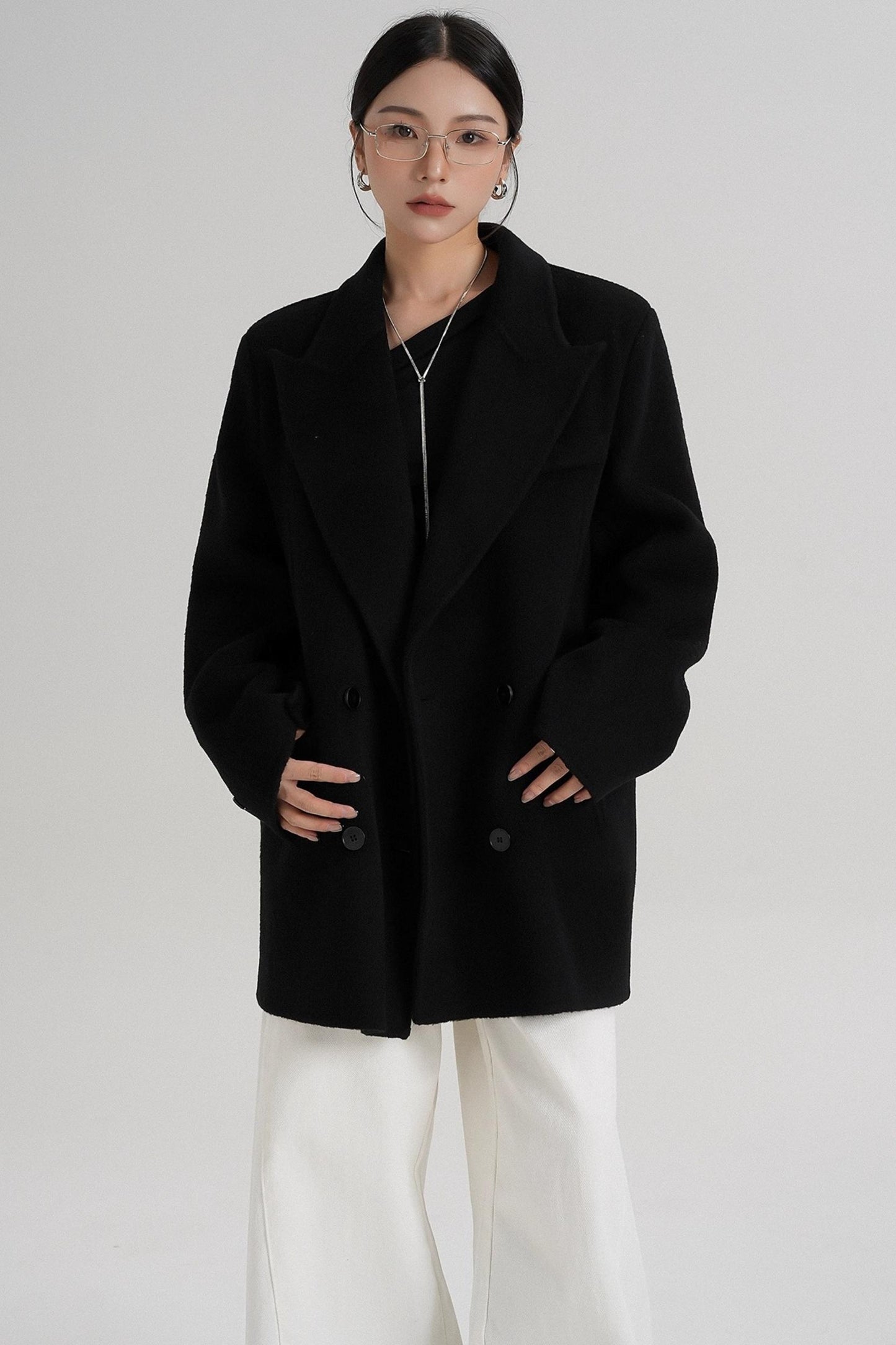 Medium-Length Temperament Wool Coat