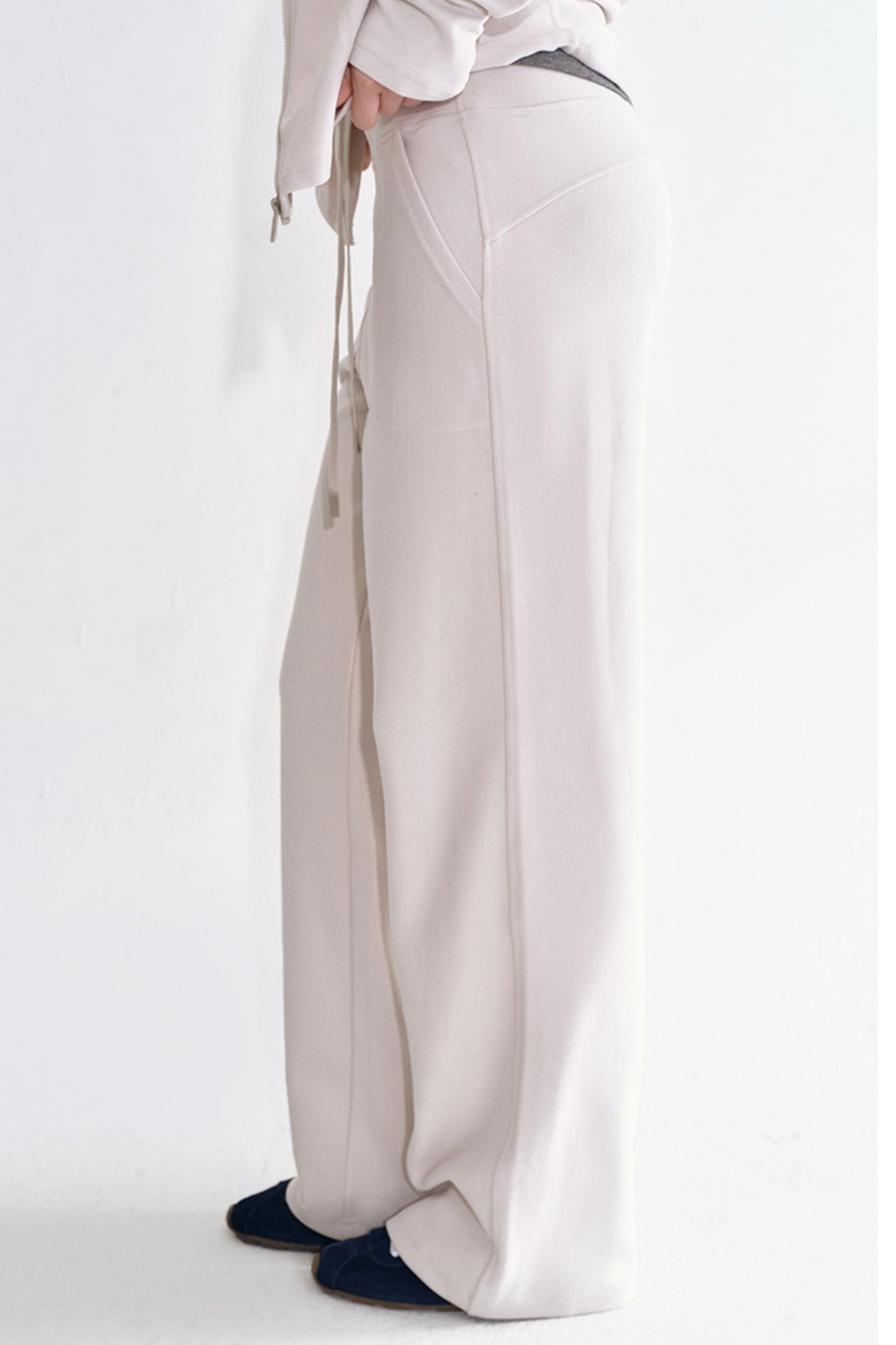 Urban Modern Sporty Cardigan Suit & Pants Set-Up