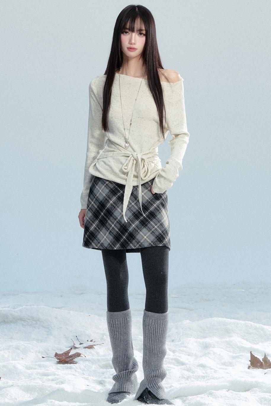 Slanted Shoulder Knit Shirt