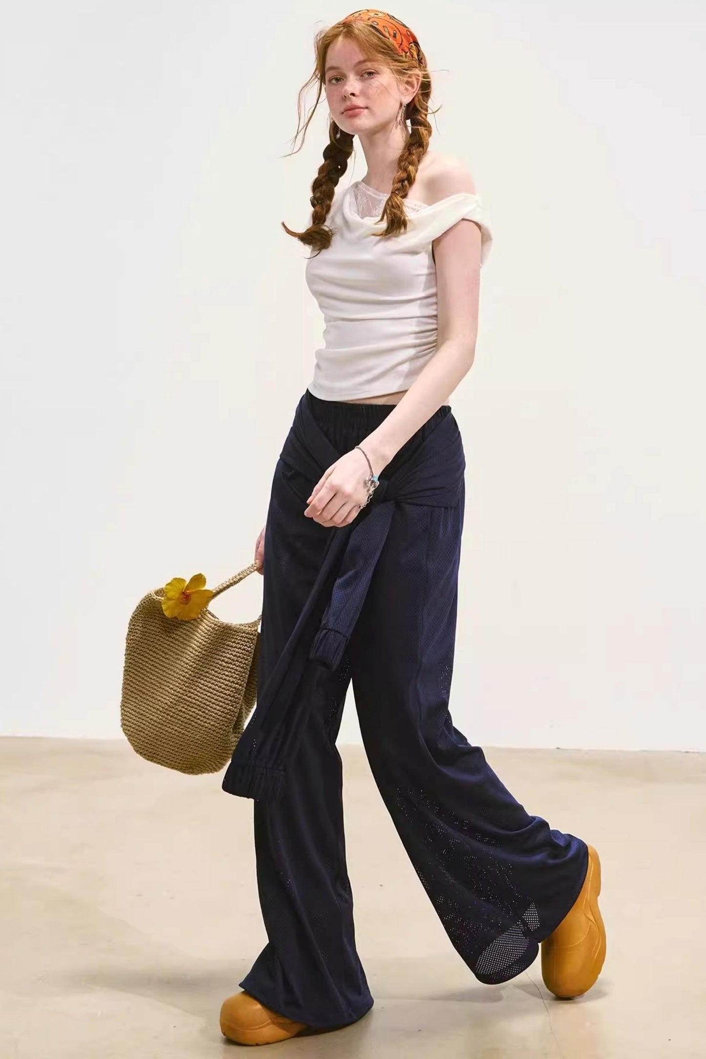 Airy Linen Wide-Leg Pants