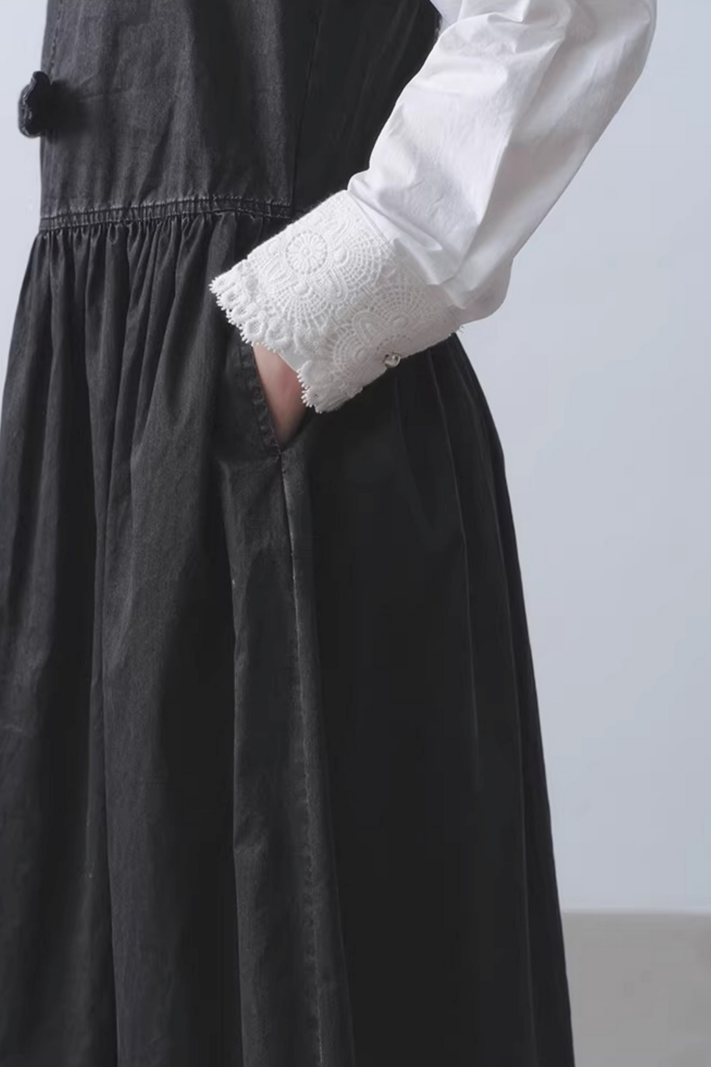 White Lace Embroidery Blouse