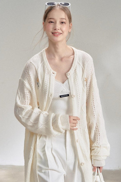 Textured White V-Neck Knitted Suspender Top