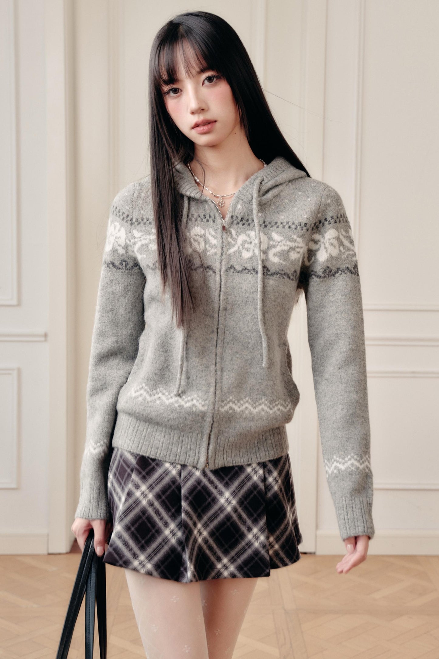 Vintage Hooded Slim Sweater