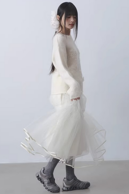 Snow Velvet Creamy Skirt
