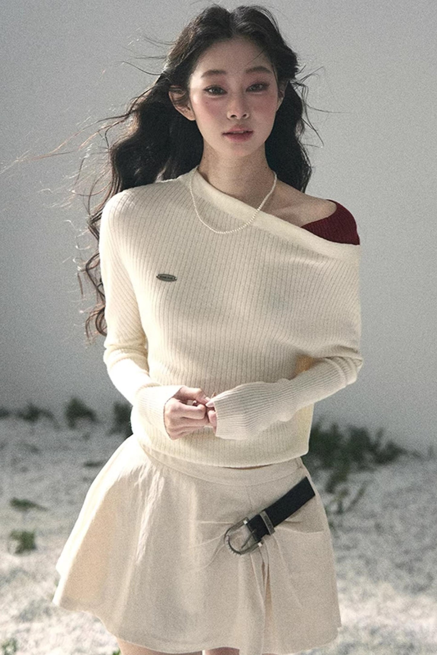 The Ashes Schulterfreies Strick-Oberteil