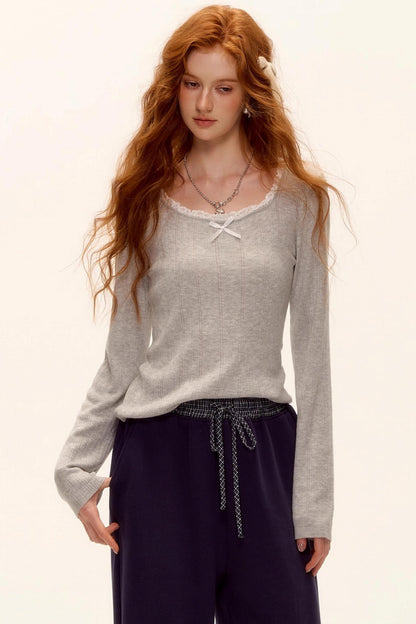 Lace-Trimmed Bow Hollow Knit Top