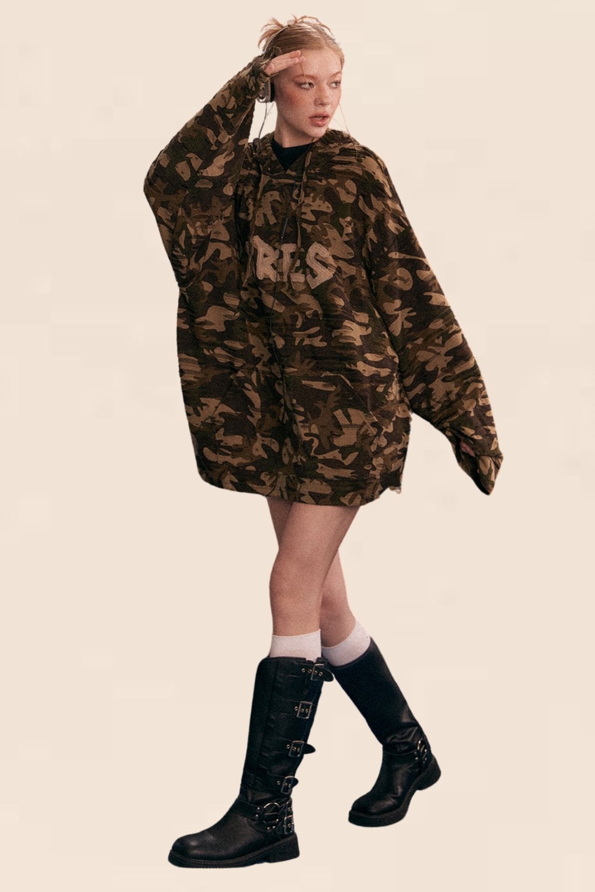 LONG SLEEVE CAMOUFLAGE HOODIE