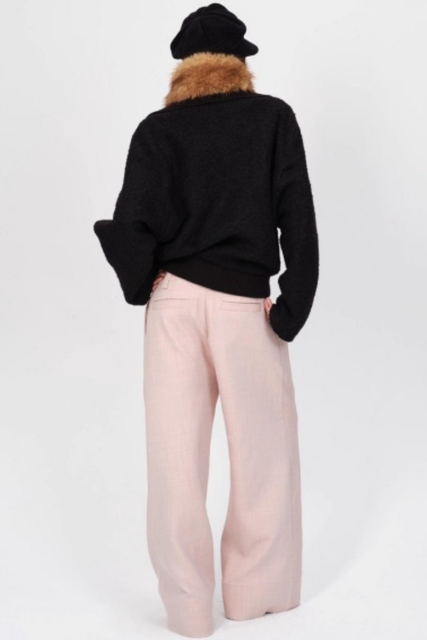 Pleated Low Rise Wide-Leg Pants