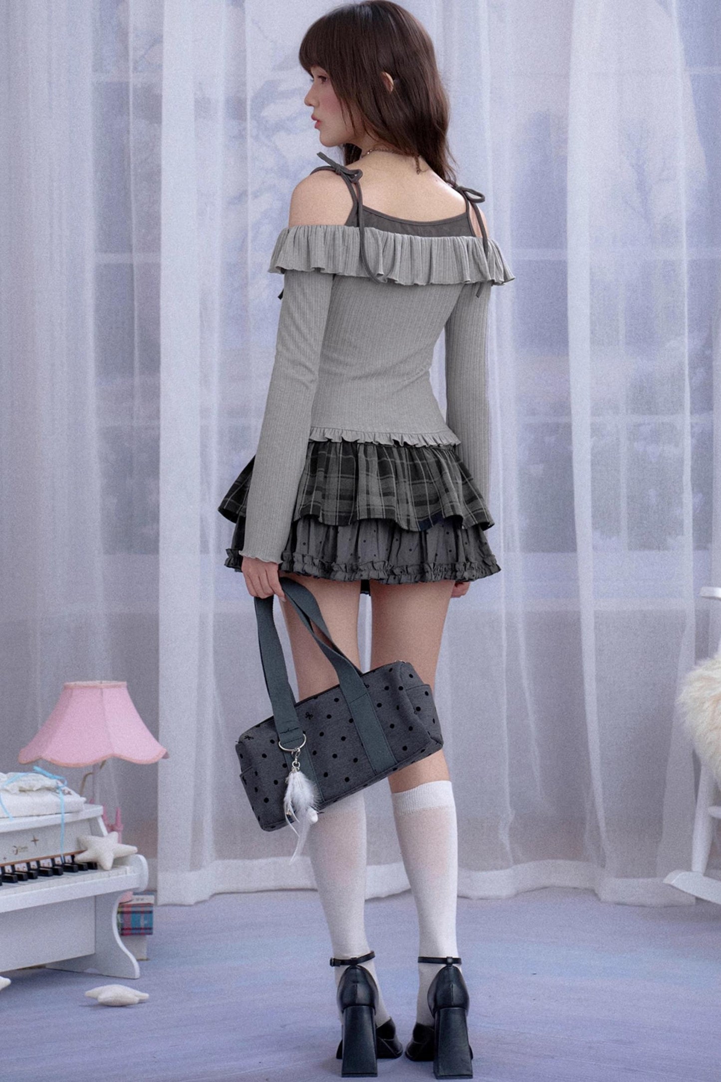 Gray One-Shoulder Long-Sleeved Slim Top