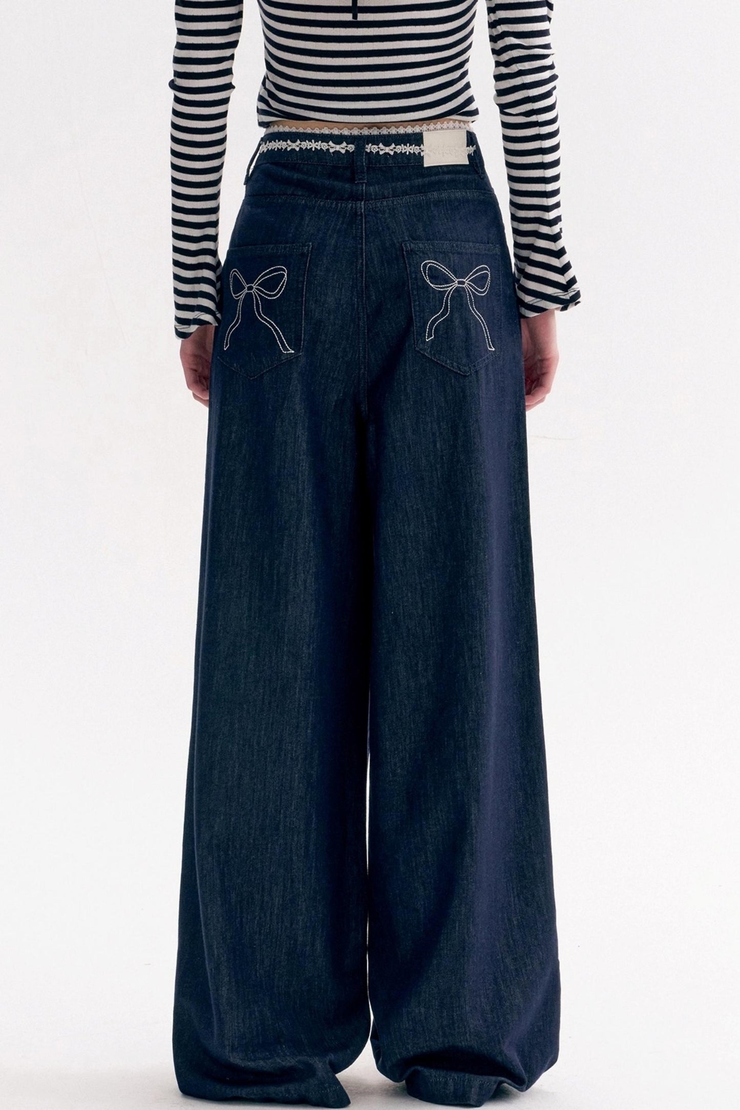 Lace Panel Bow Wide-Leg Jeans