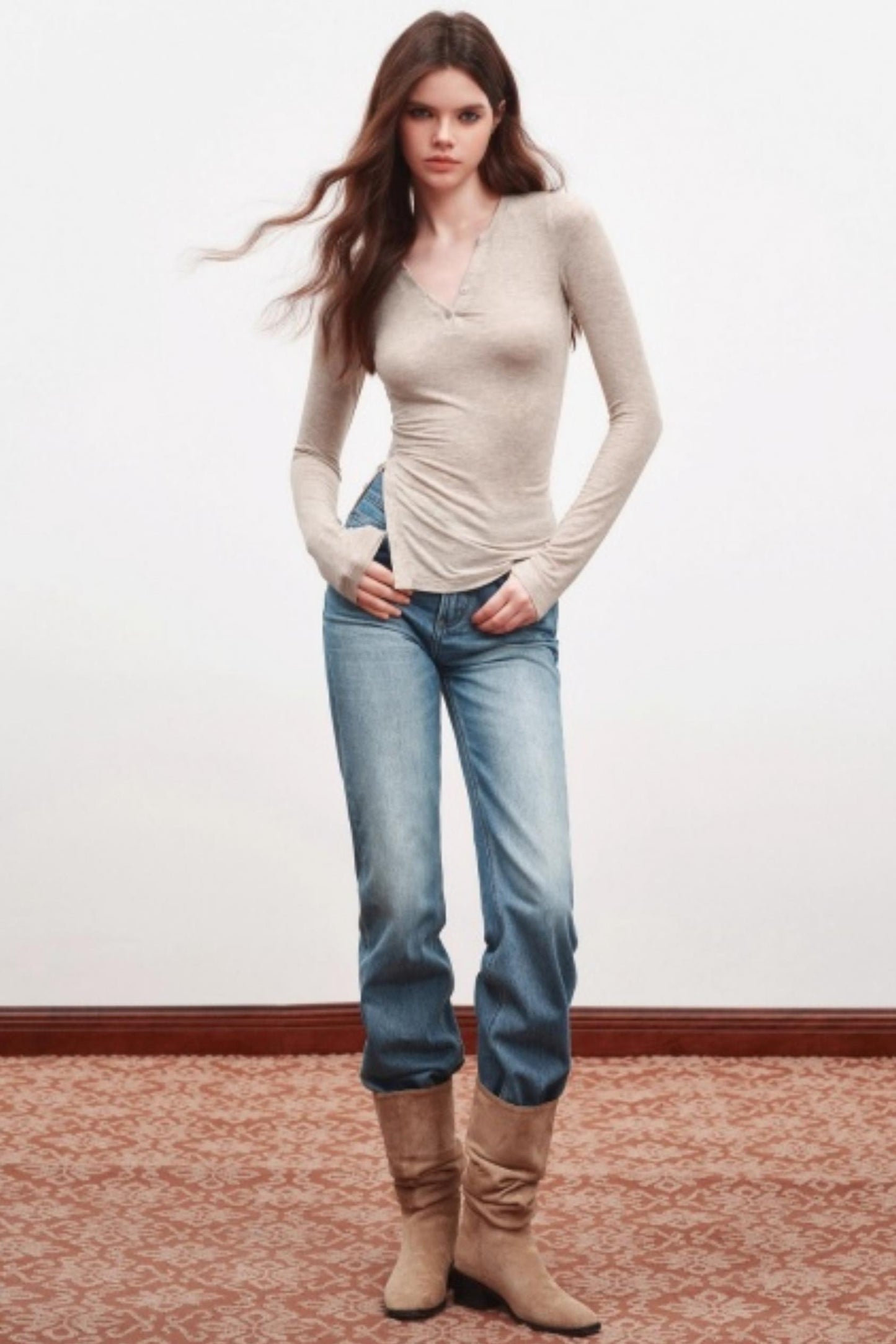 V-Neck High Slit Long Sleeve Slim Top