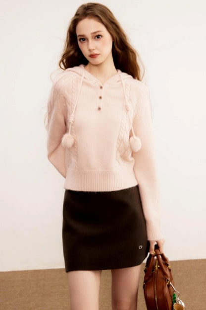 Three-Dimensional Cable Knit Hooded Sweater