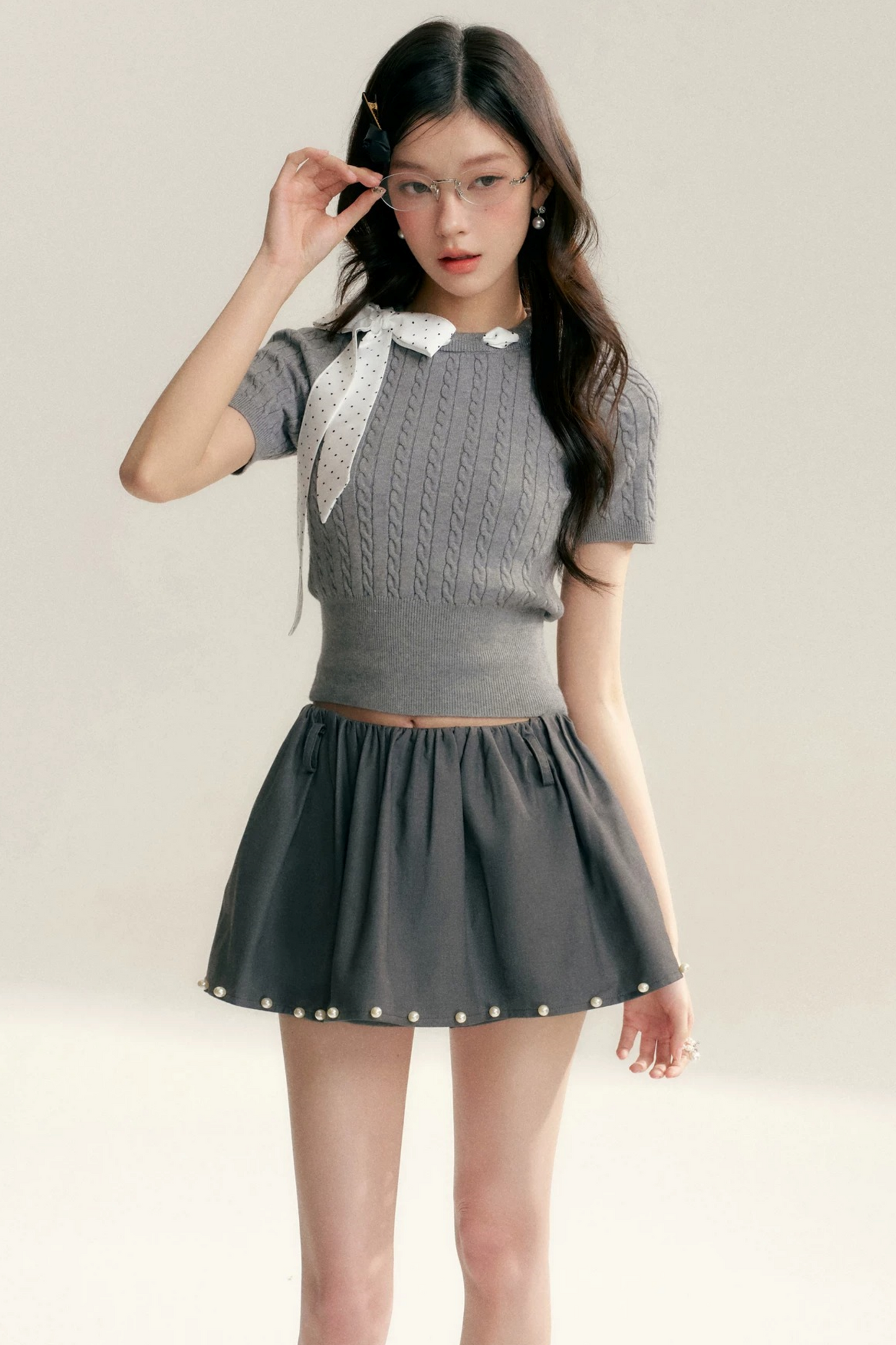숏 그레이 케이블 니트 가디건 세트업