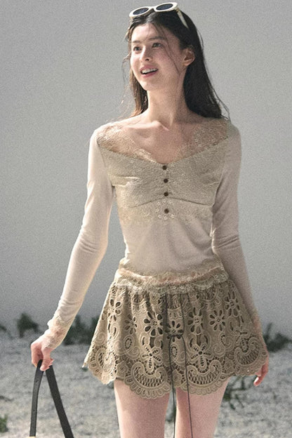 Wind Trace Lace Top