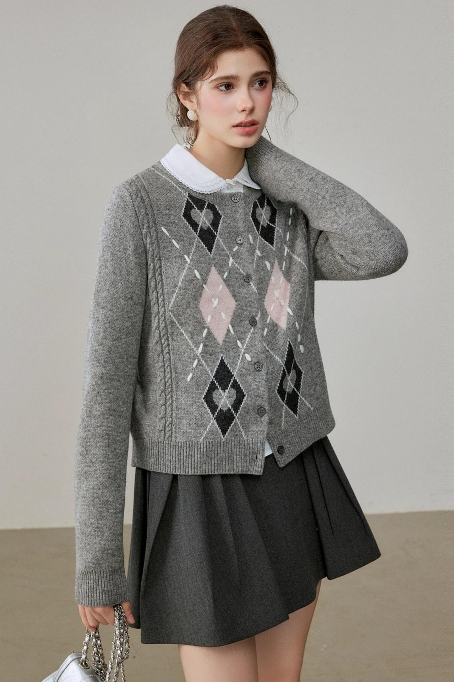 Diamond Plaid Contrasting Wool Sweater