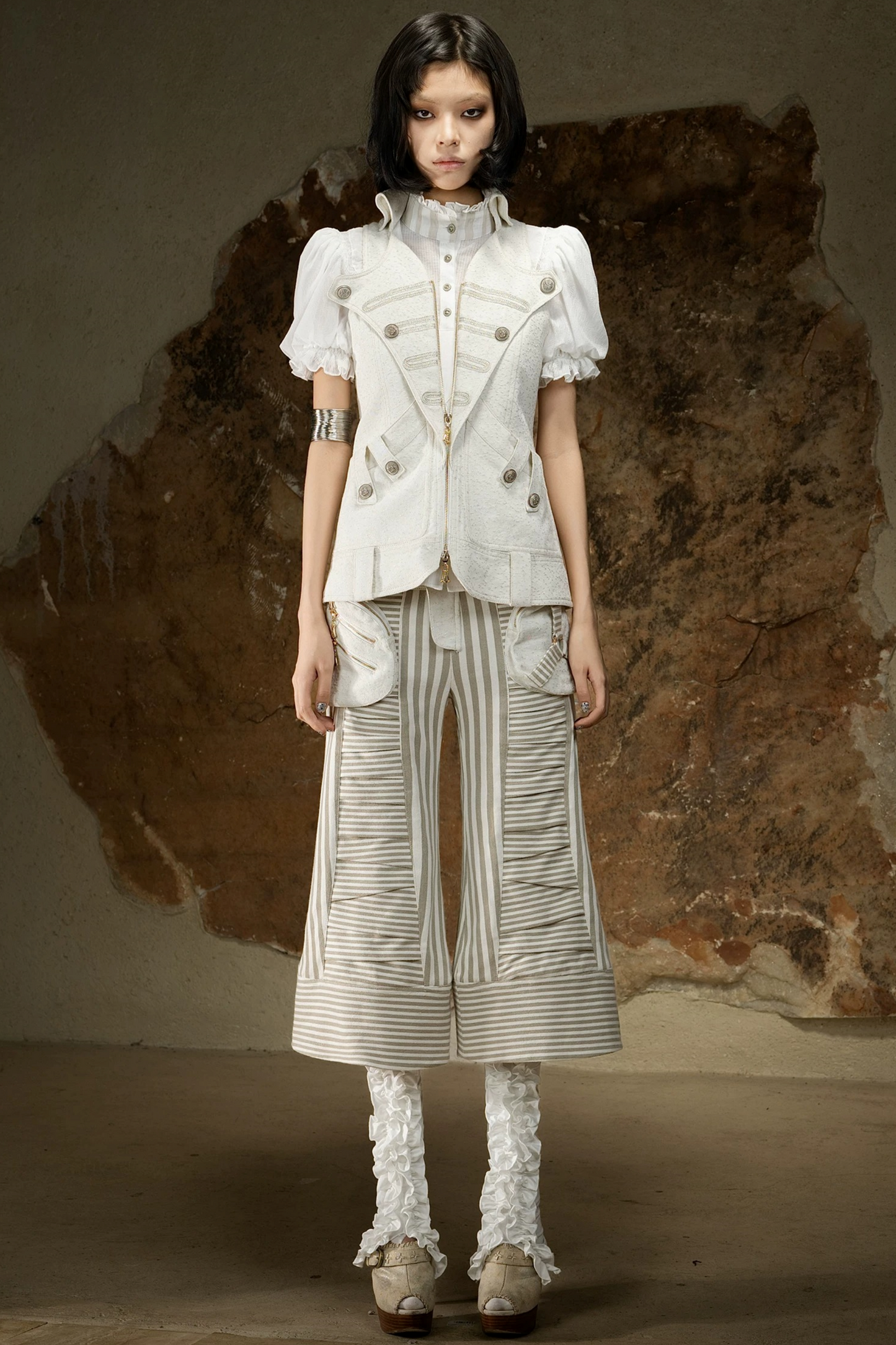 Dark Punk Cropped Pants