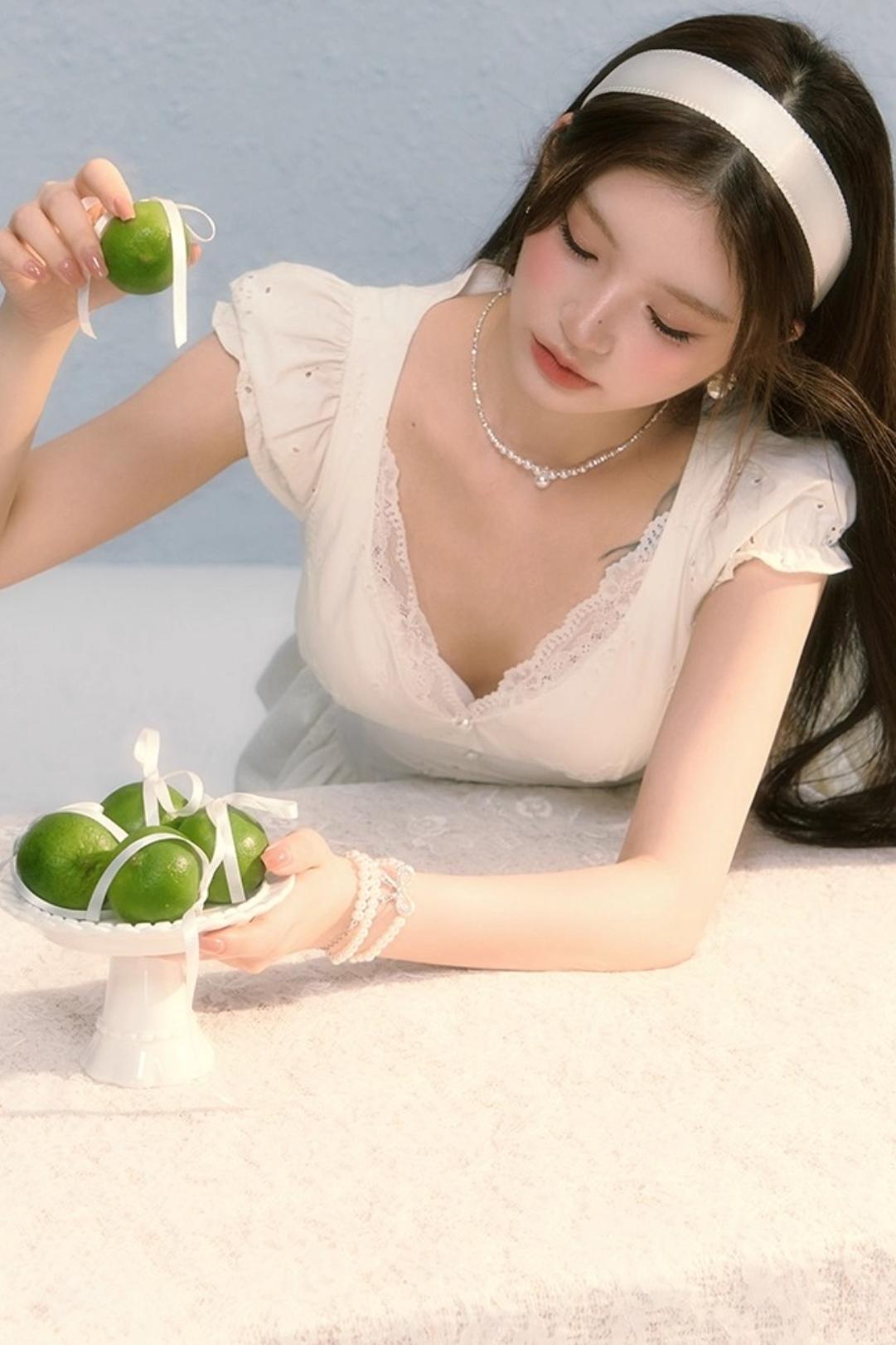 First Love Pure Waist Little White Summer Dress