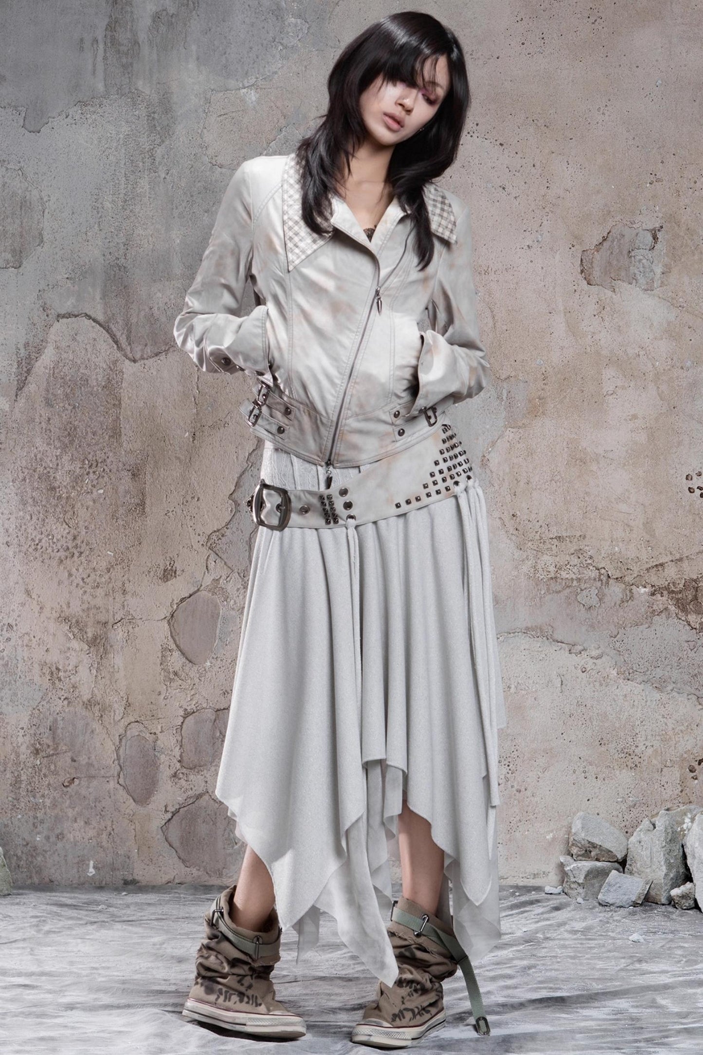 Irregular Multi-Layer Slim Rivet Skirt