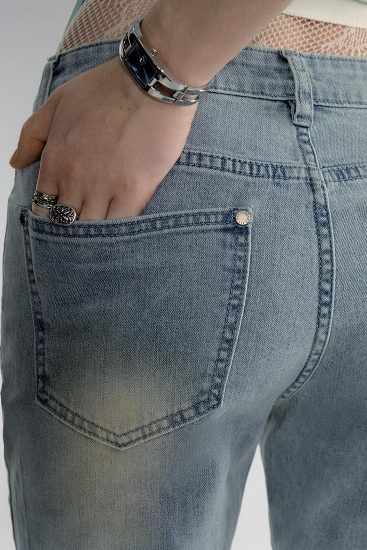 Smoky Washed Rope Flared Jeans