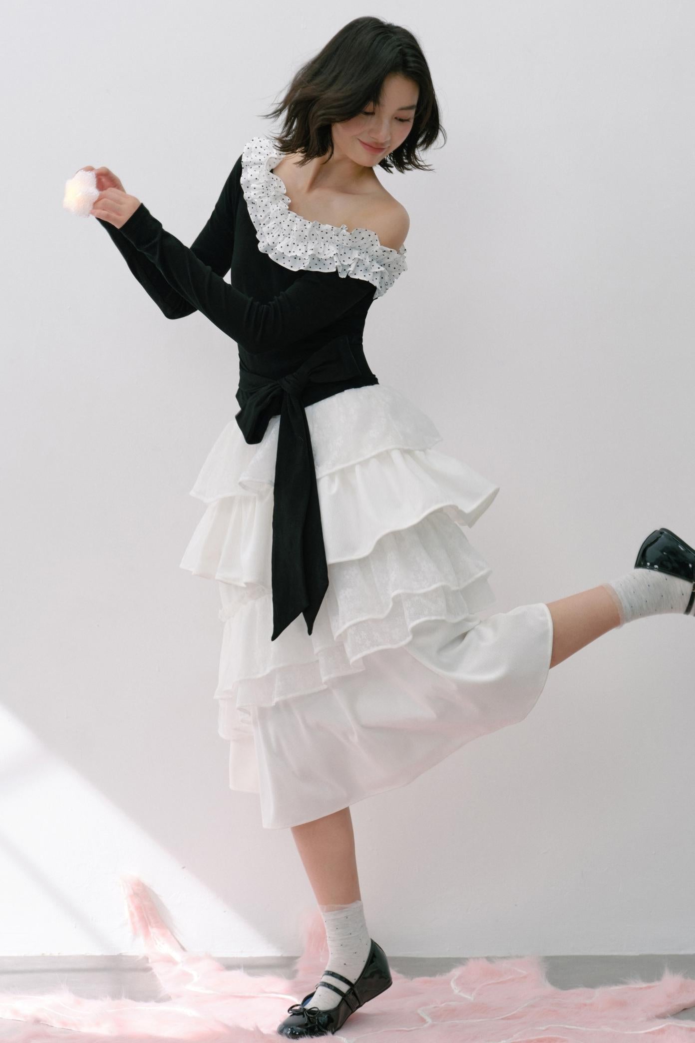 Vintage White Flower Puffy Skirt