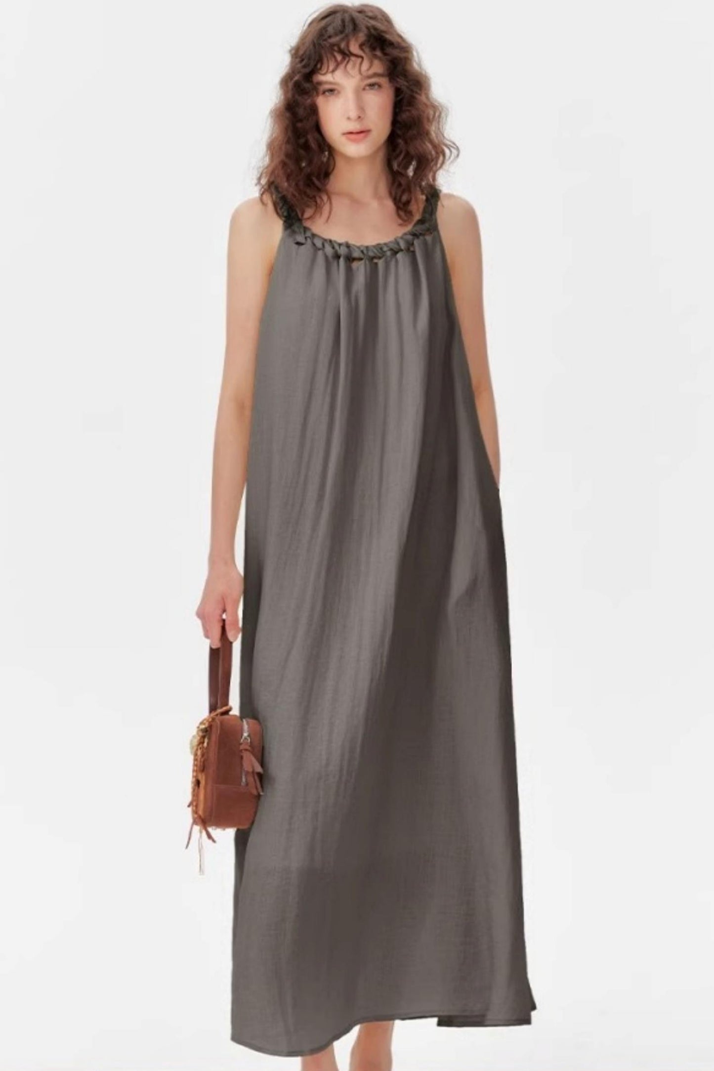 White M?bius Knot Dress