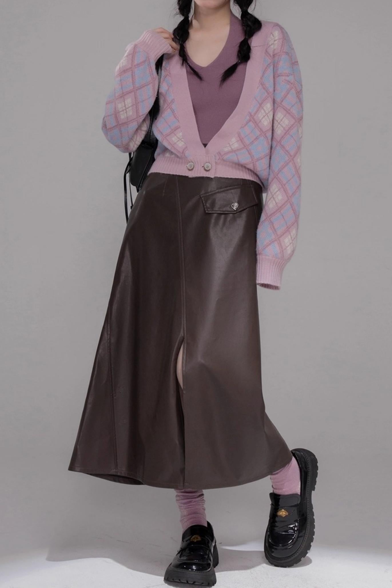 Halterneck Vest With Knit Sweater Set