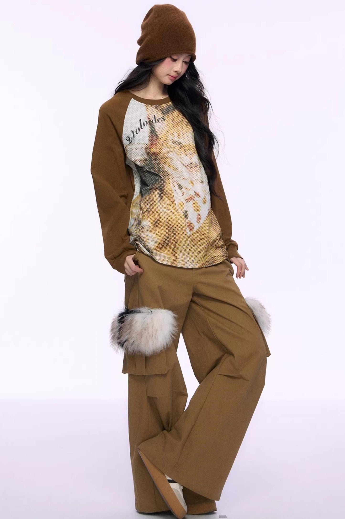 Cat Print Raglan Knit Top