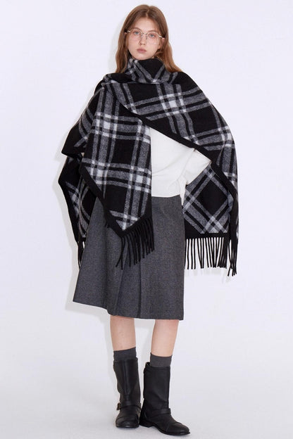 Soft Glutinous Sheep Wool Shawl