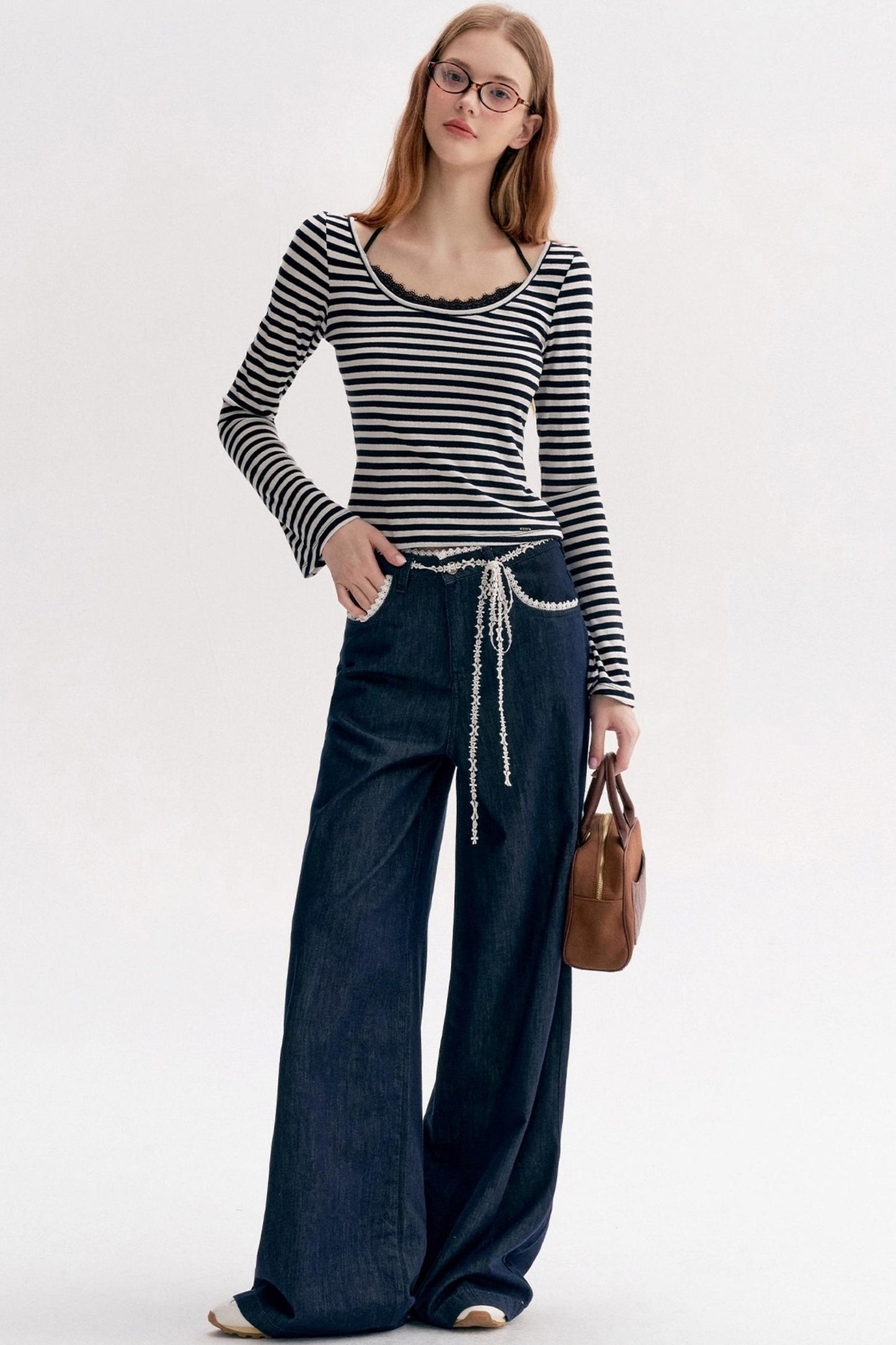 Lace Panel Bow Wide-Leg Jeans