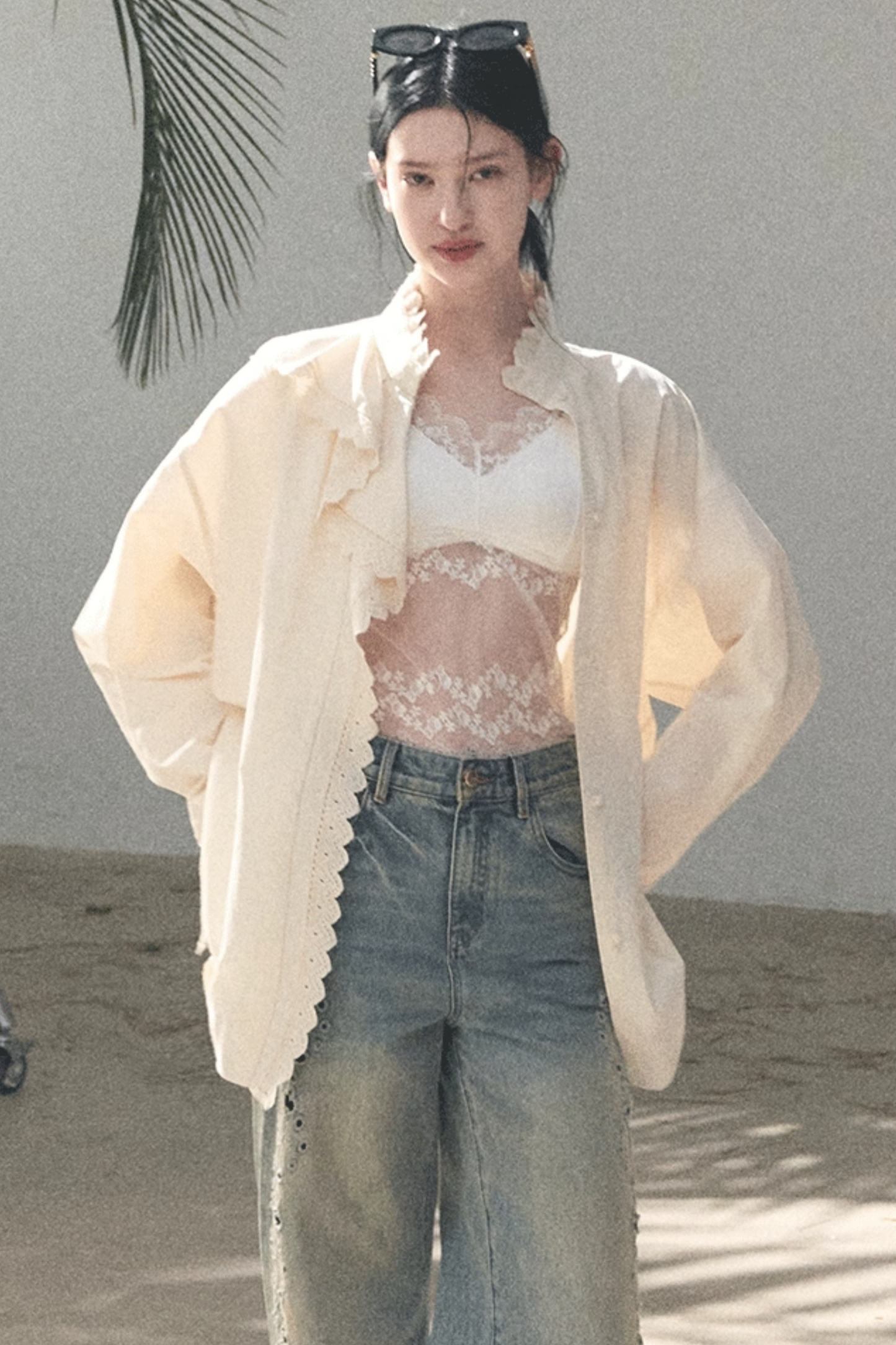 Laser Embroidery Distressed Jeans