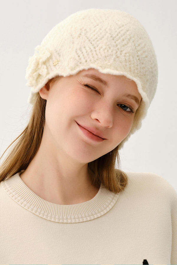 Romantic Spectrum Snowflake Wool Hat