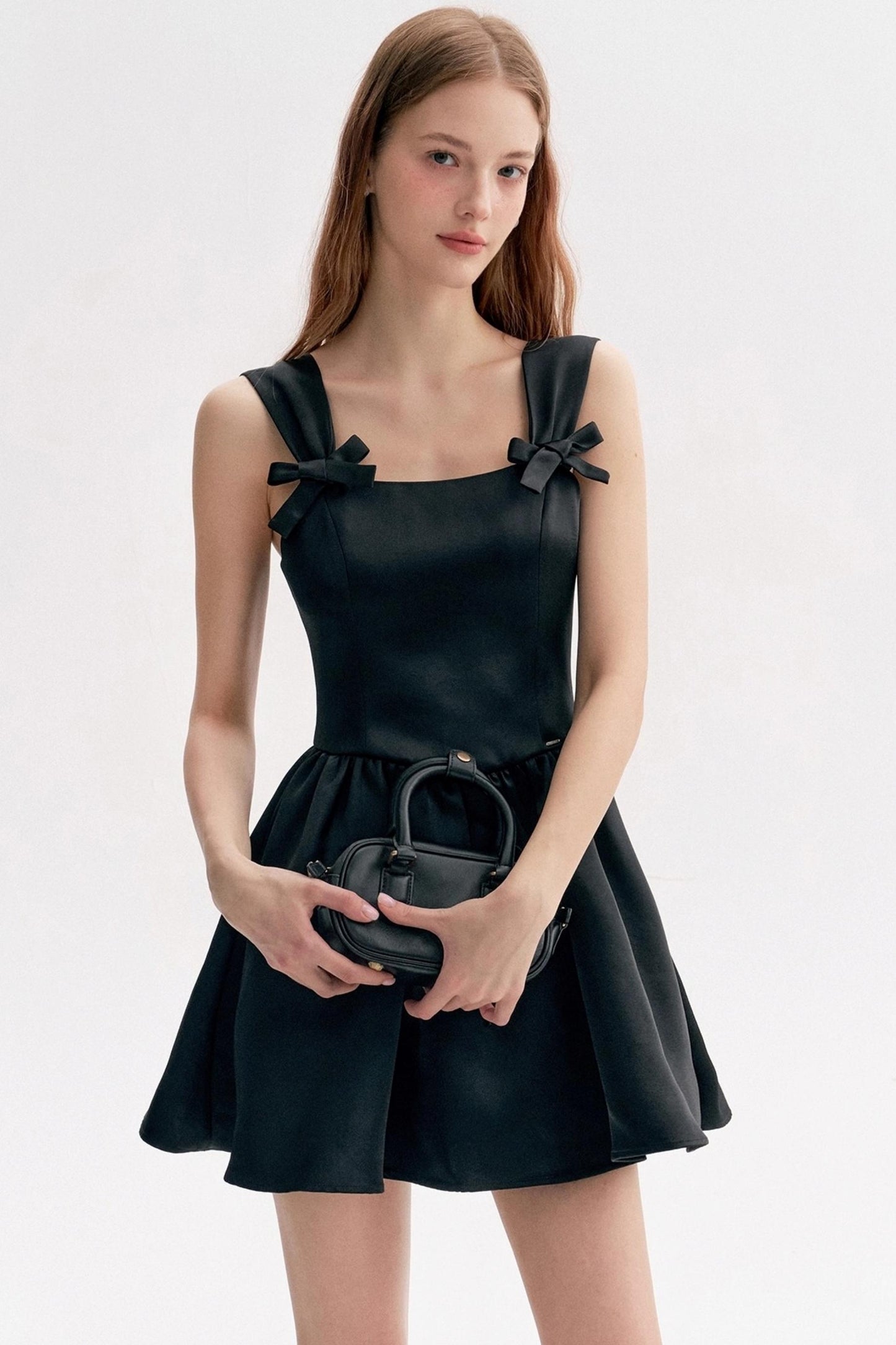 Three-Dimensional Bow Satin Cropped Dress