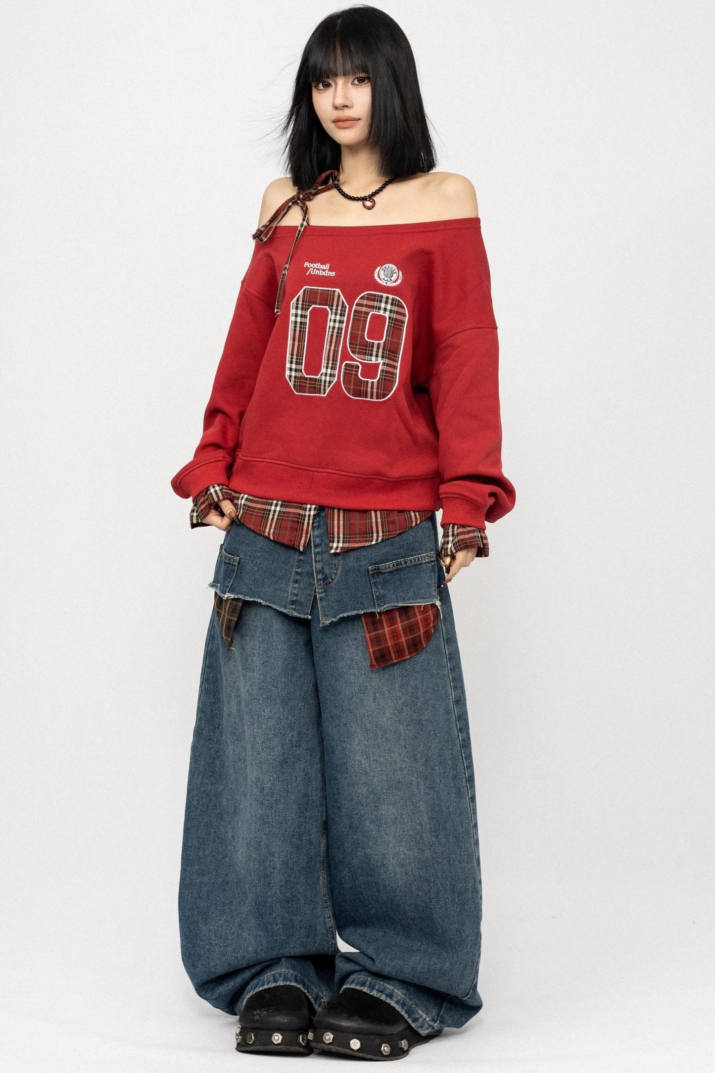 Vintage Plaid One-Shoulder Sweatshirt