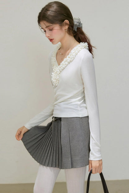 V-Neck Long-Sleeved Base Shirt