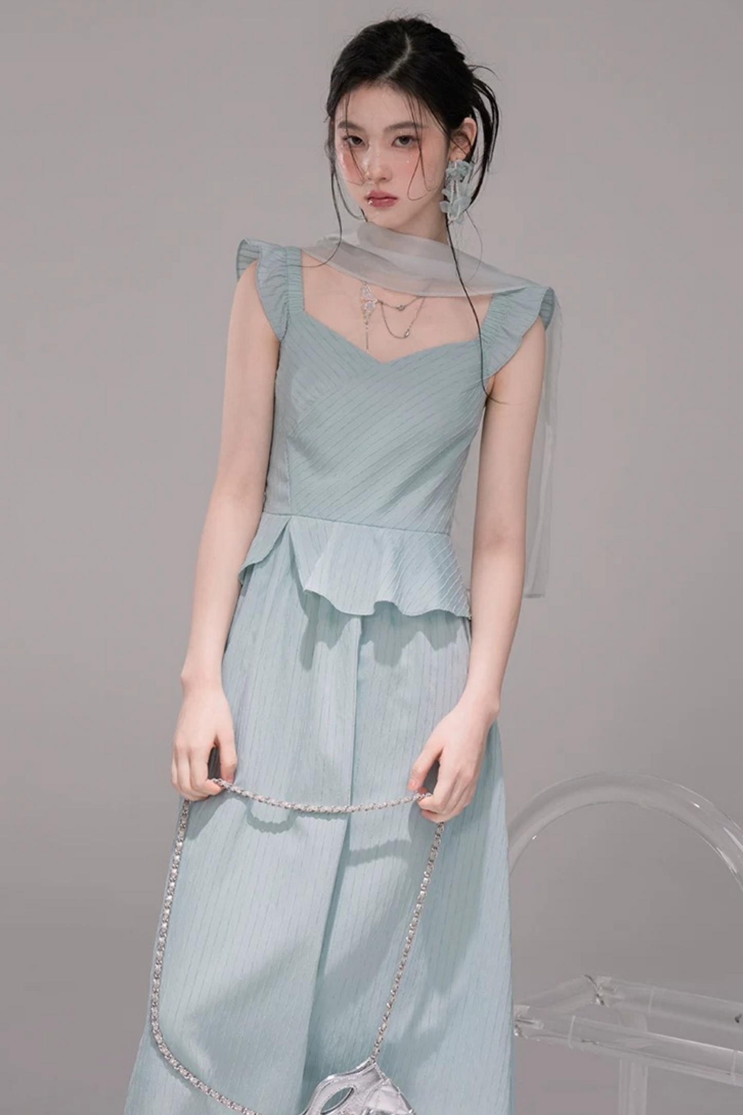 Conjunto de vestido de cinta transparente verde azulado claro