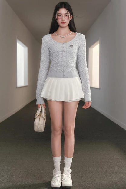 Slimming Cable Knit Sweater