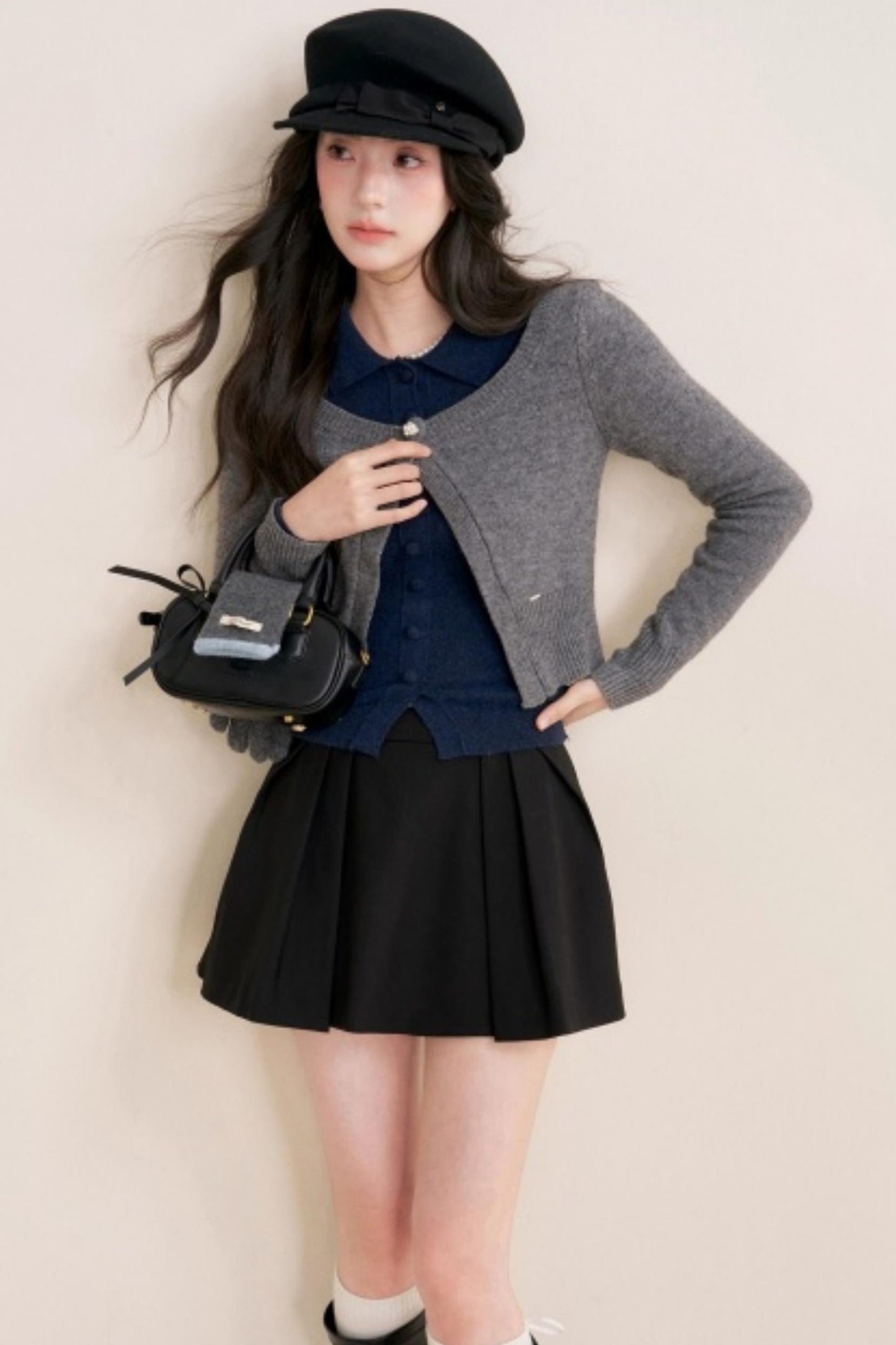 Contrast Embroidery Knit Cardigan