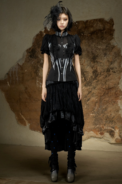 Asymmetrischer Rock mit hoher Taille