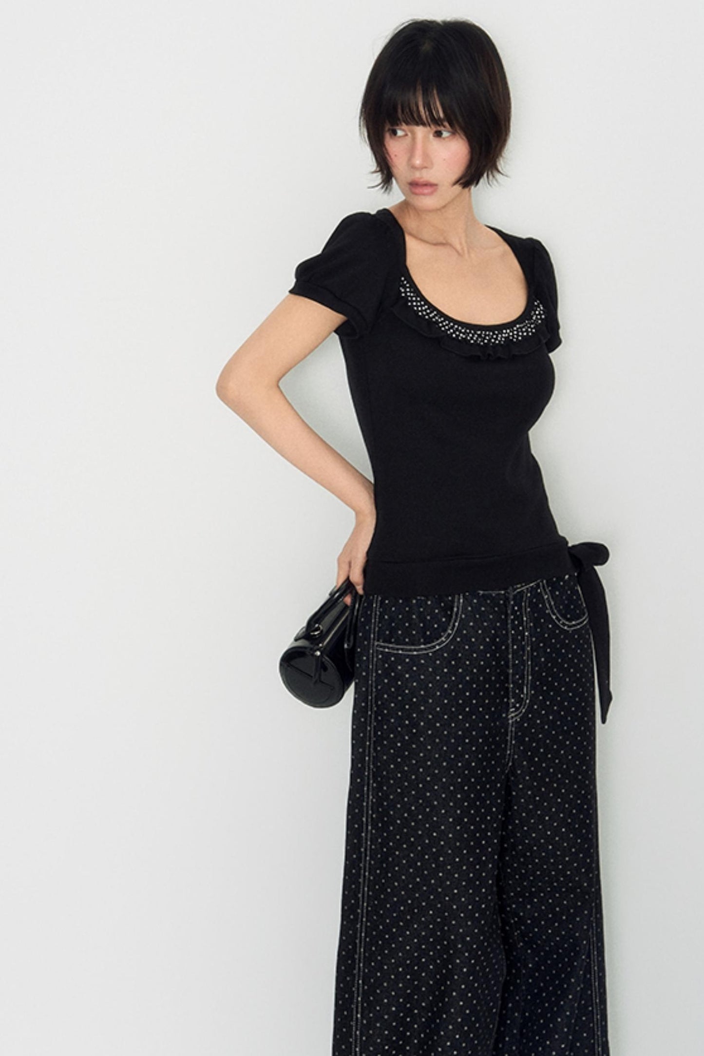 Nap Sweet Lace Tie Slim Top