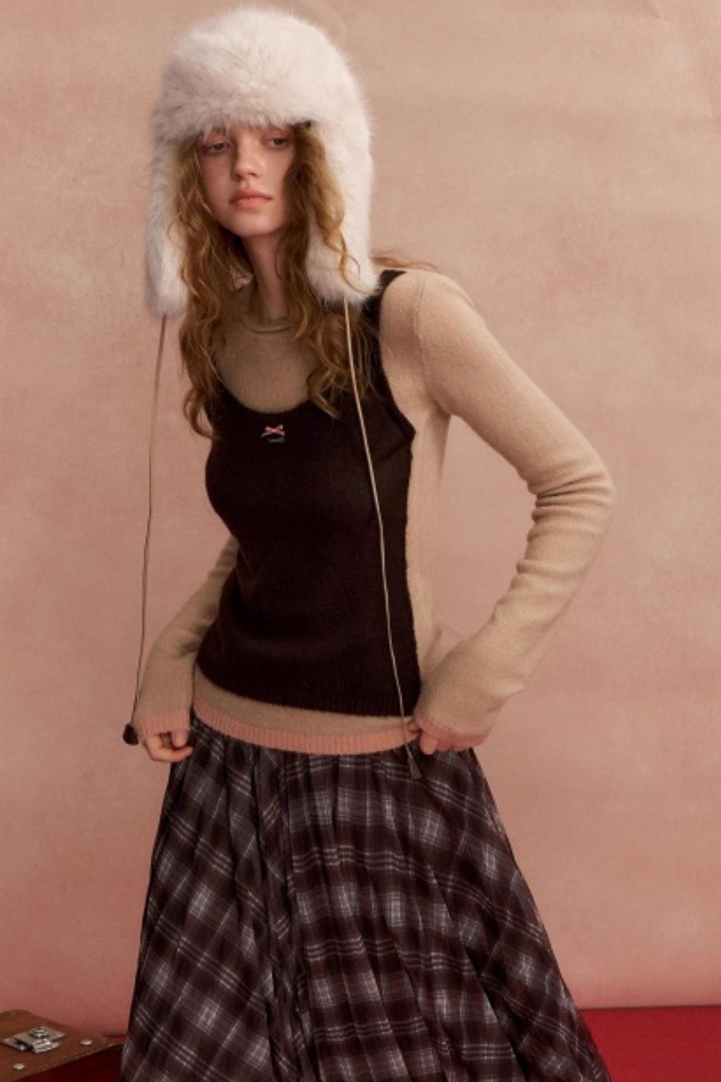 Contrasting Color Layered Sweater